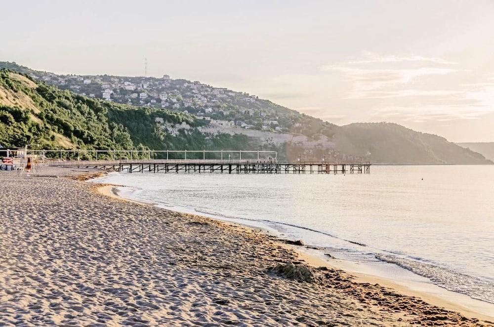 Hotel Orhidea Albena Exterior photo